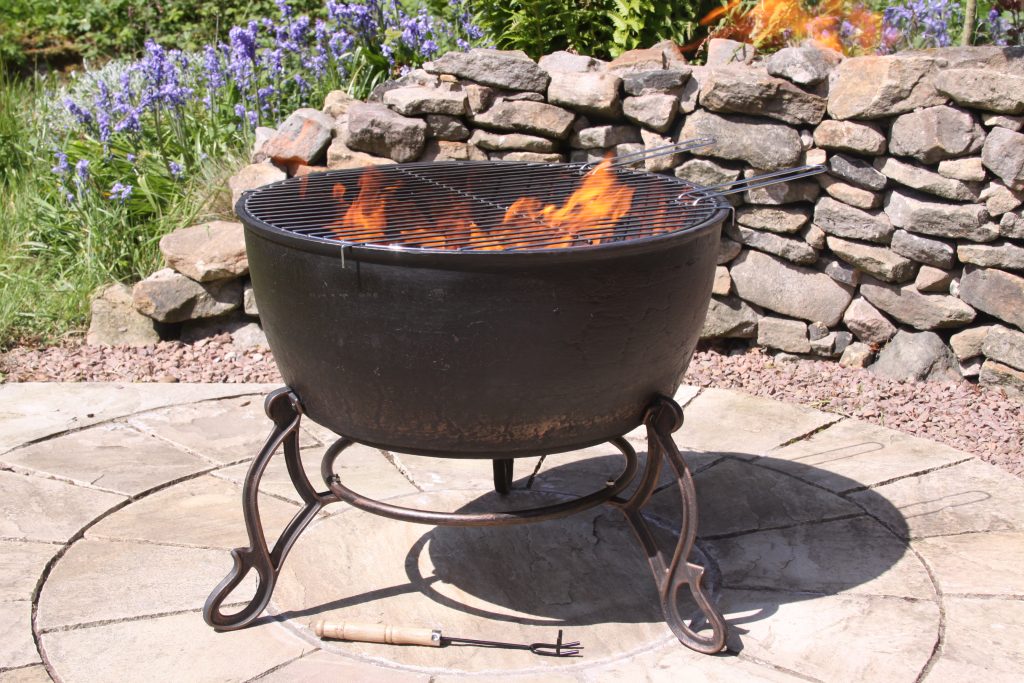 cast iron fire bowl