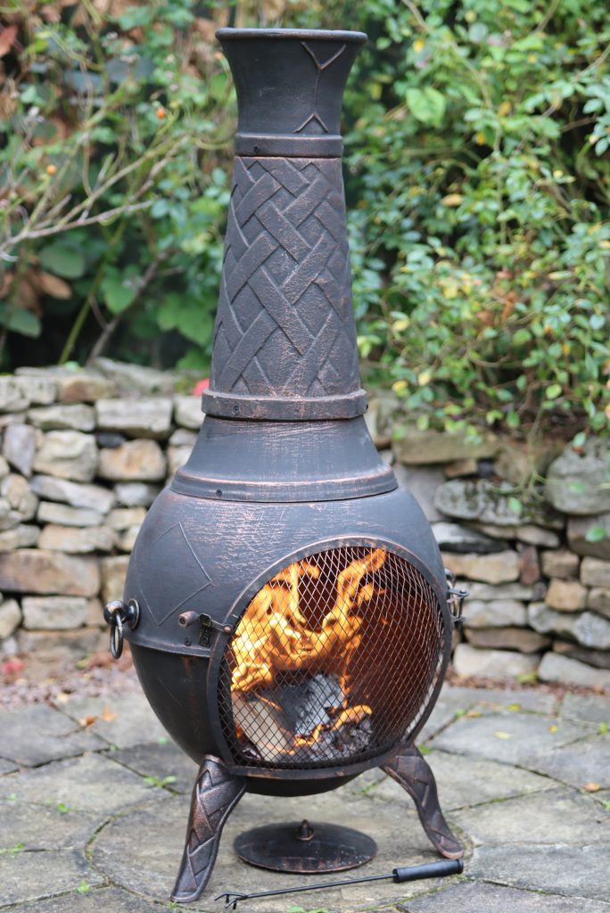 Jumbo cast iron chimenea